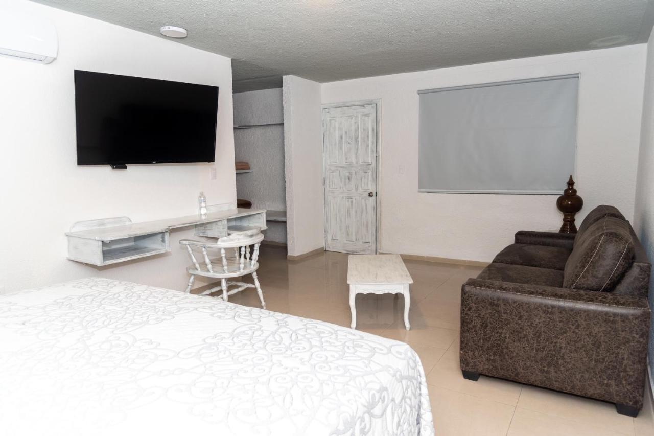 Grand Kyrios Hotel 3*